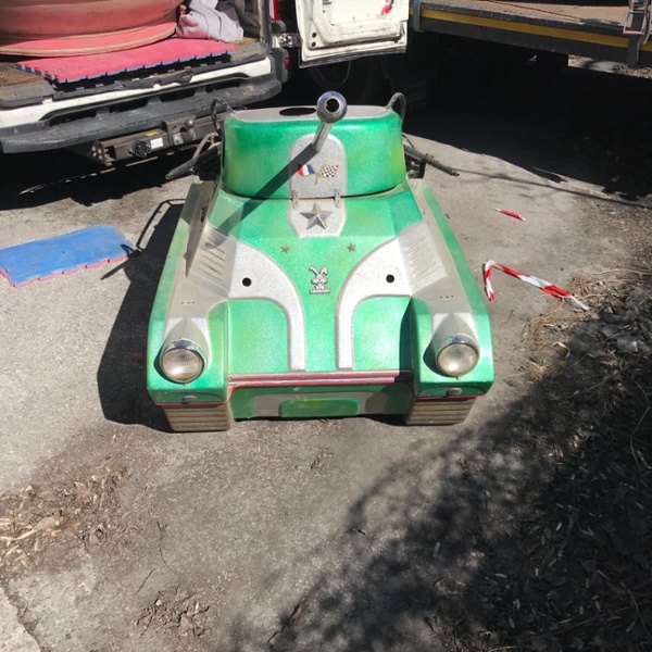 Char Tank Gris Autop&egrave;de