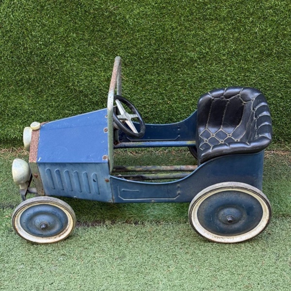 Voiture &agrave; p&eacute;dales bleue 1933 2
