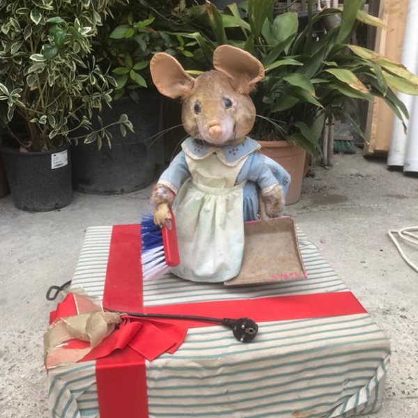 Souris sur Cadeau