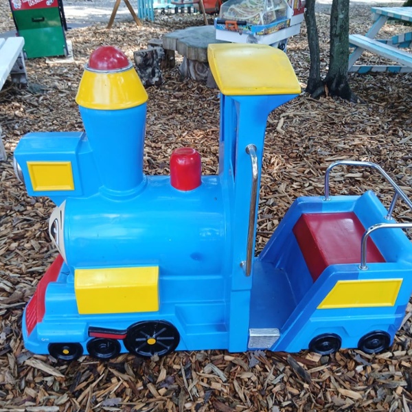 Le Petit Train bleu 4