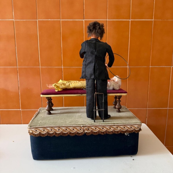 Le Magicien Lévitateur 1