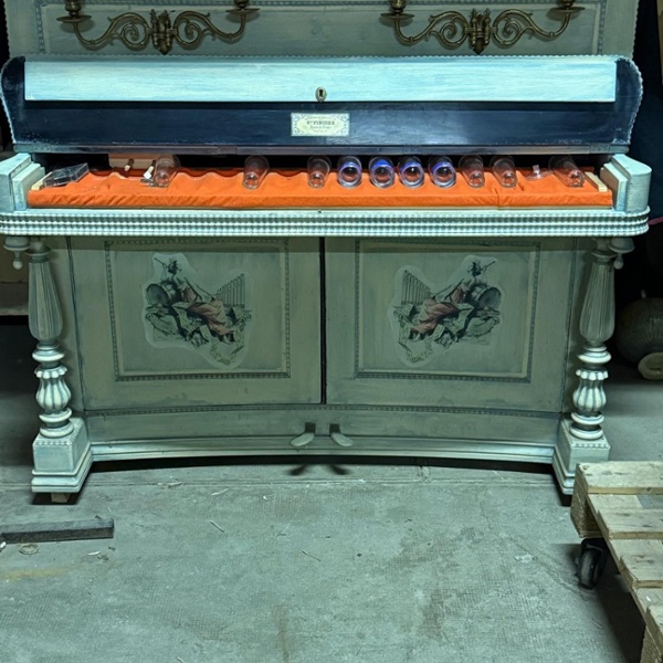 Orgue m&eacute;canique ancien